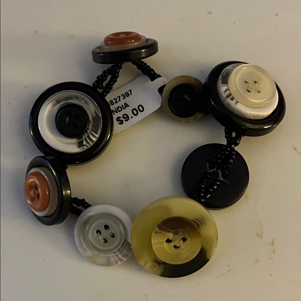 Button Bracelet with Multicolor Design